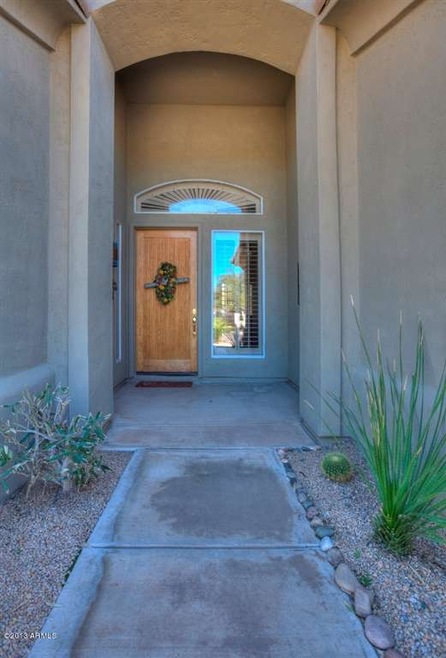 002_Entry Walk