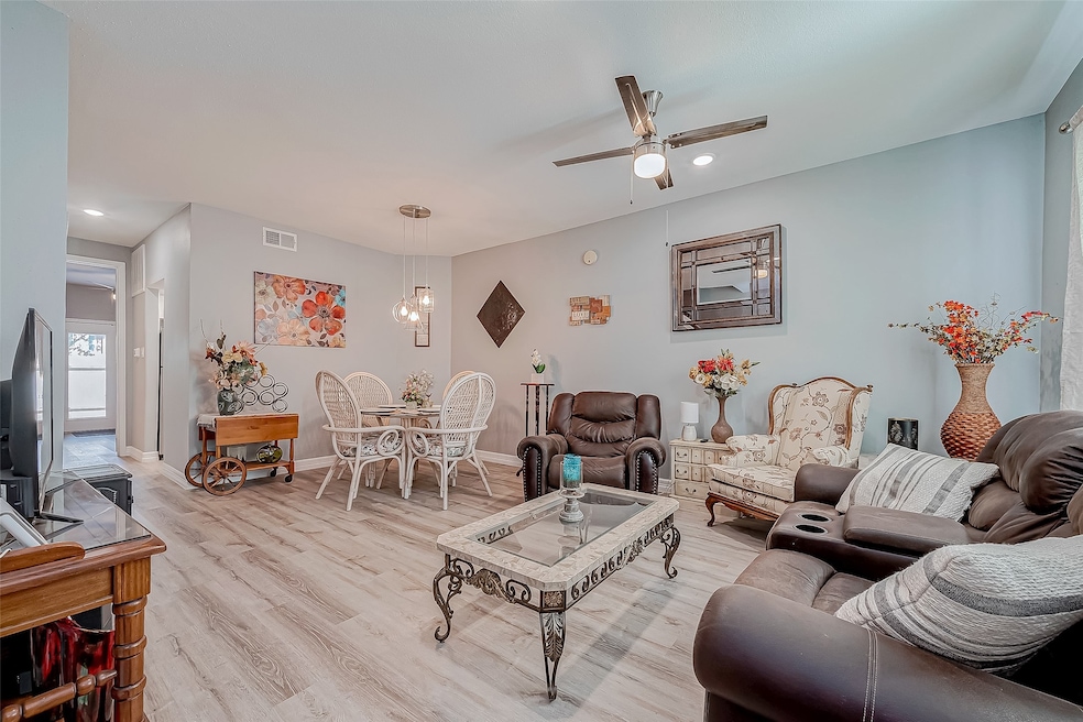 Open concept living and dining room combo