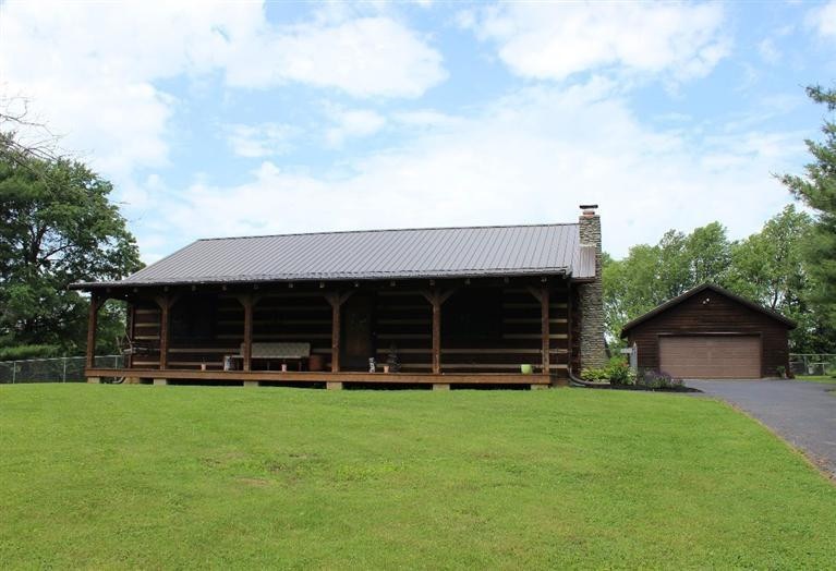 945 Gwinn Island Rd, Danville, KY 40422 - photo 1