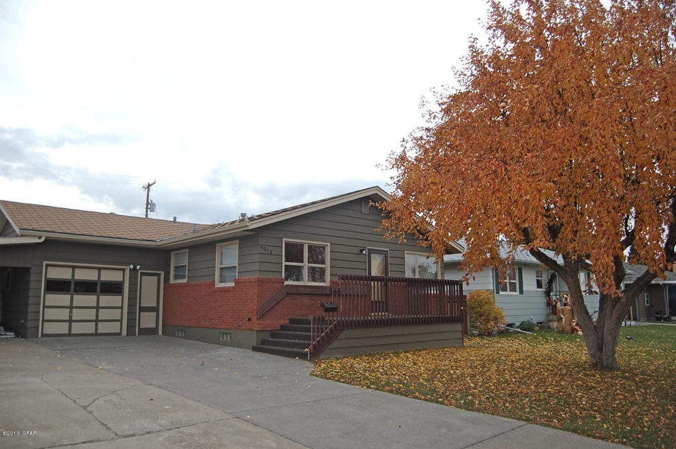 main photo