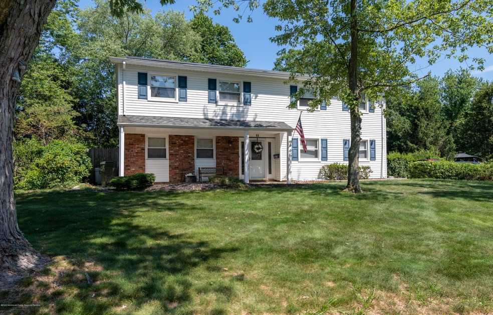 11 Pepperridge Rd