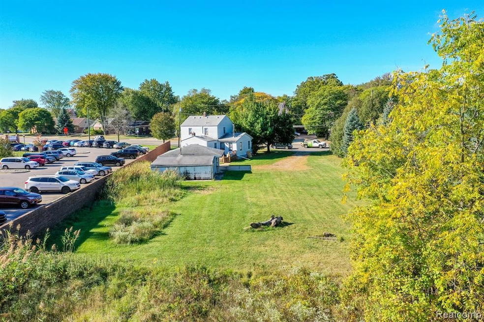 For Sale $395,000 • Co-Listing Agent