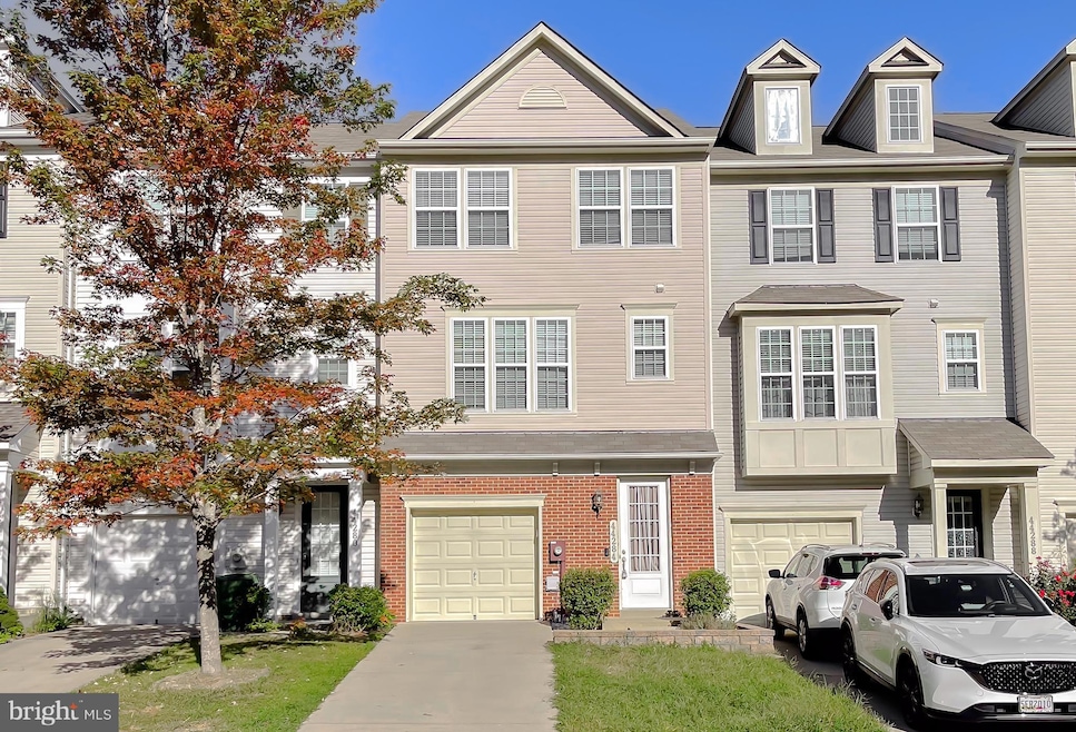 Under Contract $370,000 • Co-Listing Agent