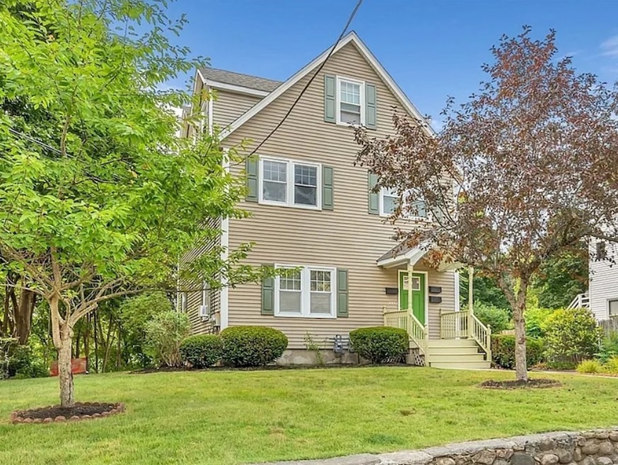 37 Winter St unit 2, Franklin, MA 02038 - photo 1