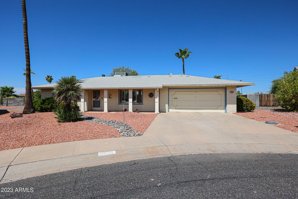 9536 W Briarwood Cir N, Sun City, AZ 85351 - photo 1