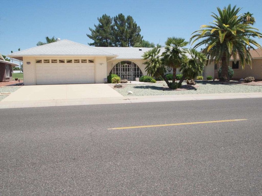 9802 W Lindgren Ave, Sun City, AZ 85373 - photo 1