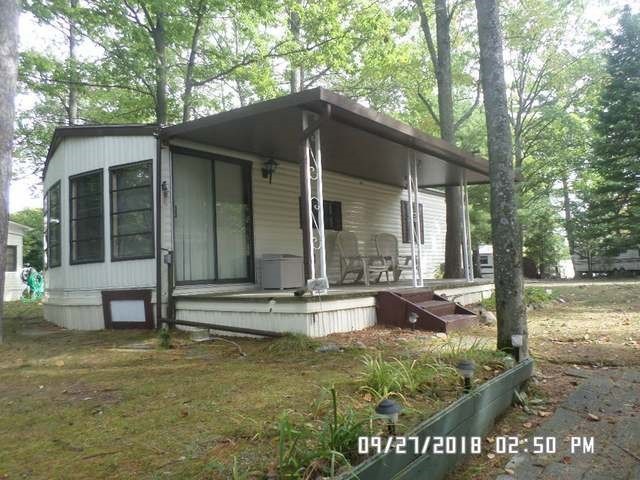 16-17 Cedar Shores Dr, Hayes Township, MI 48625 - photo 1