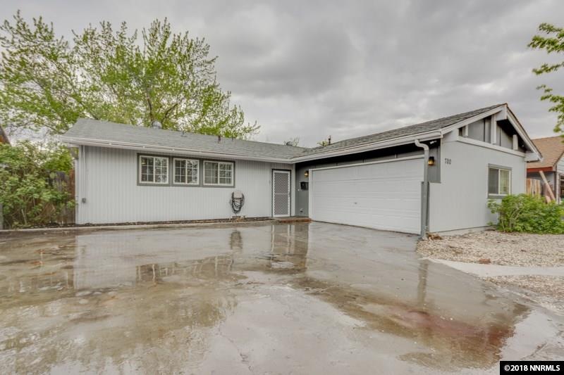 700 Stanford Way, Sparks, NV 89431 - photo 1
