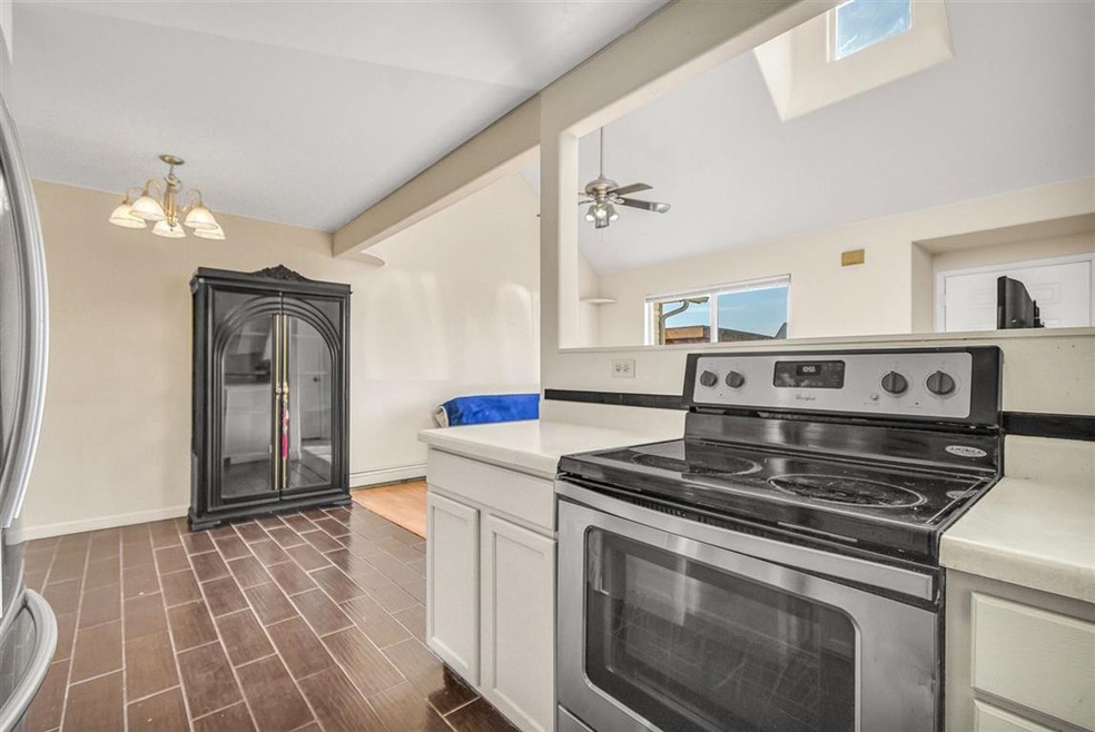 395 Sunnyside Ct unit D, Grand Junction, CO 81504 - photo 1