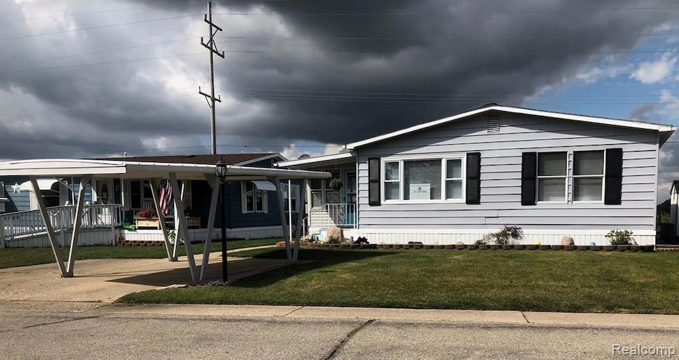 622 Cypress Ct, Jonesville, MI 49250 - photo 1