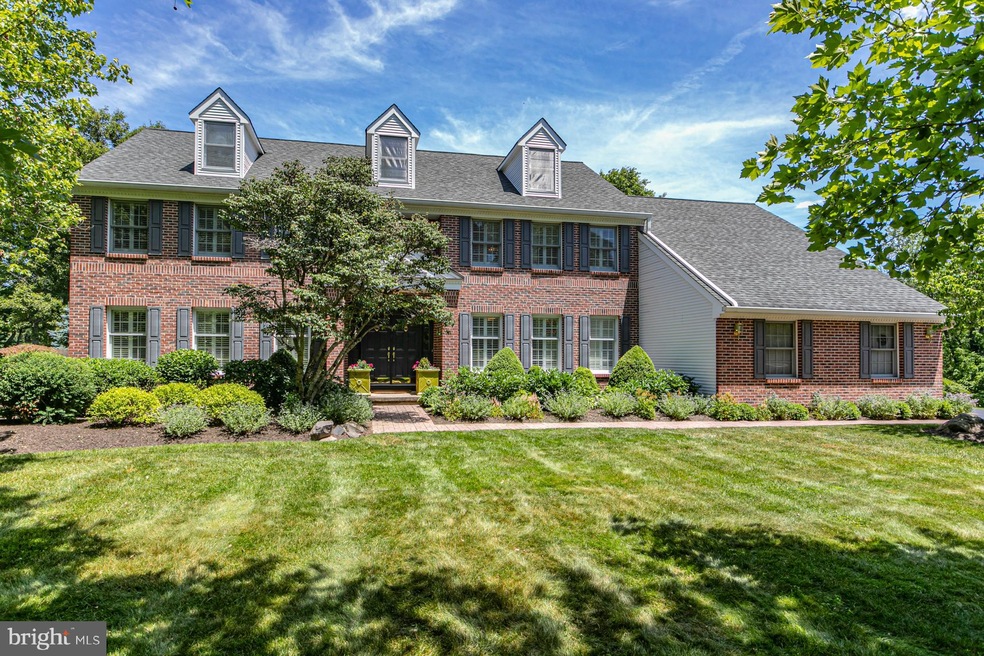 2 Old Bridle Path, Lawrence Township, NJ 08648 - photo 1