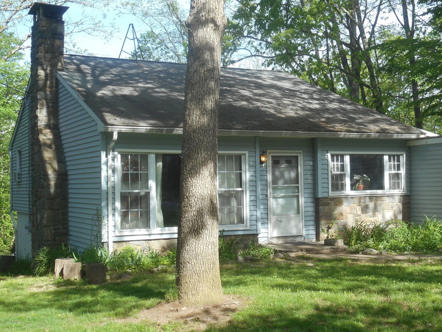 269 Oak Ln, Cresco, PA 18326 - photo 1