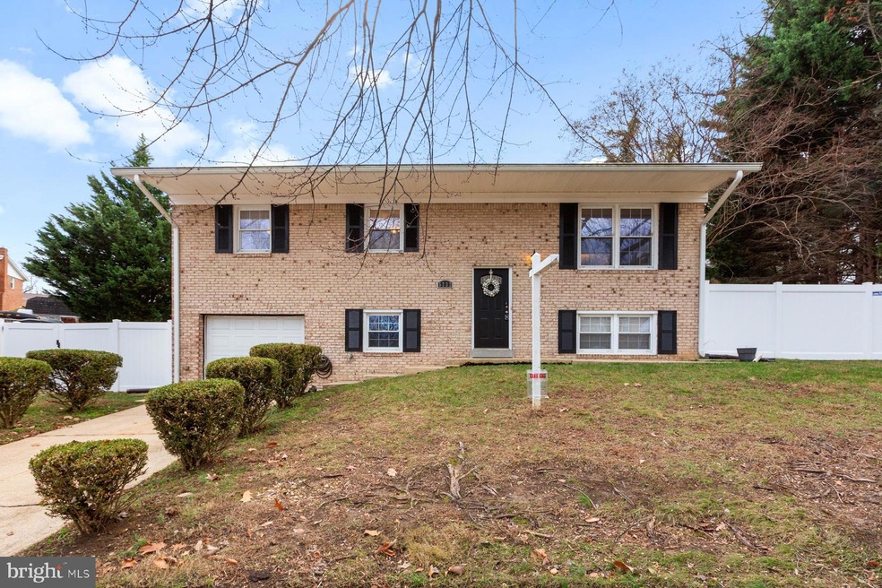 5732 Joan Ln, Temple Hills, MD 20748 - photo 1