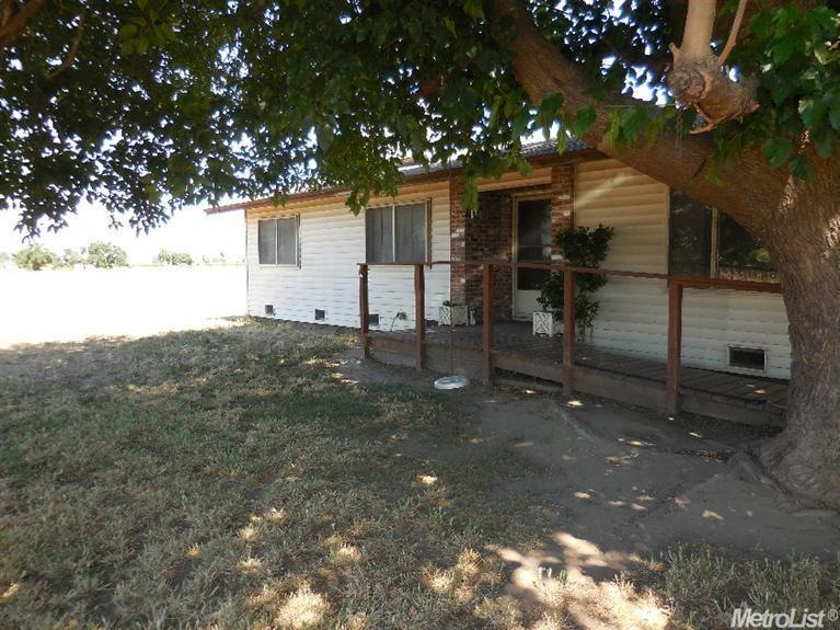 3215 W Kingdon Rd, Lodi, CA 95242 - photo 1
