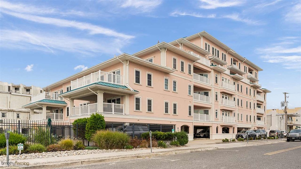 520 E Stockton Rd unit 402, Wildwood, NJ 08260 - photo 1