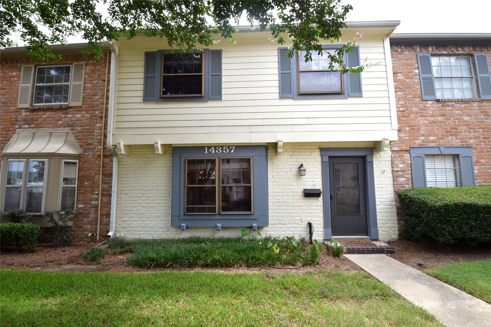 14357 Lost Meadow Ln, Houston, TX 77079 - photo 1