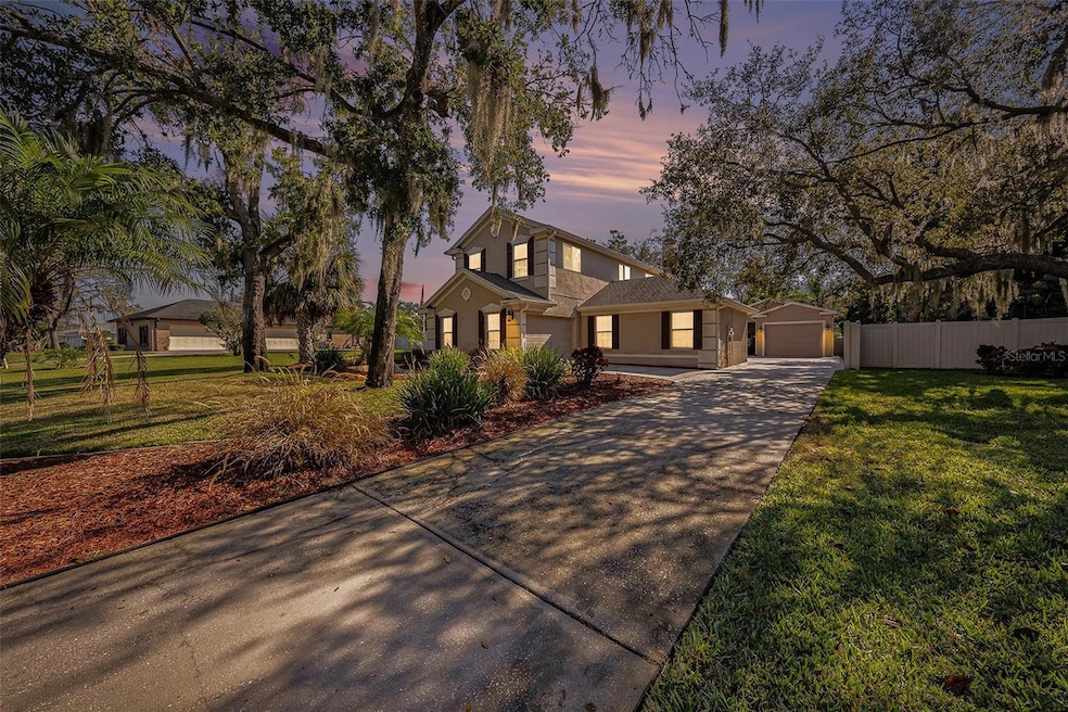 8805 Cross Landing Ln, Riverview, FL 33578 - photo 1