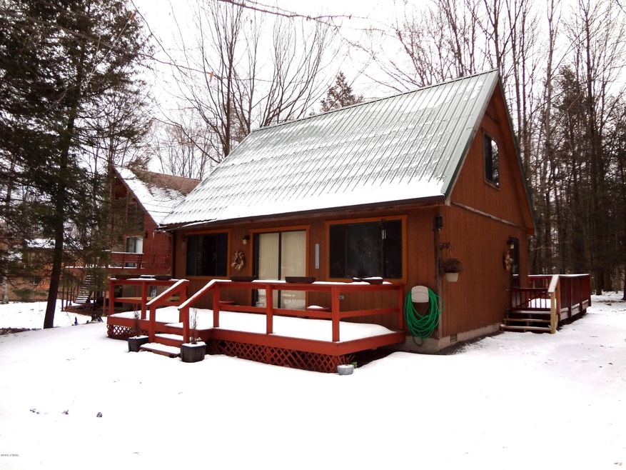 1018 Cedar Dr, Jefferson Township, PA 18436 - photo 1