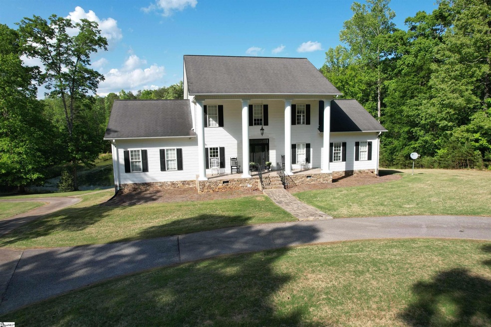 10449 Old White Horse Rd, Travelers Rest, SC 29690 - photo 1