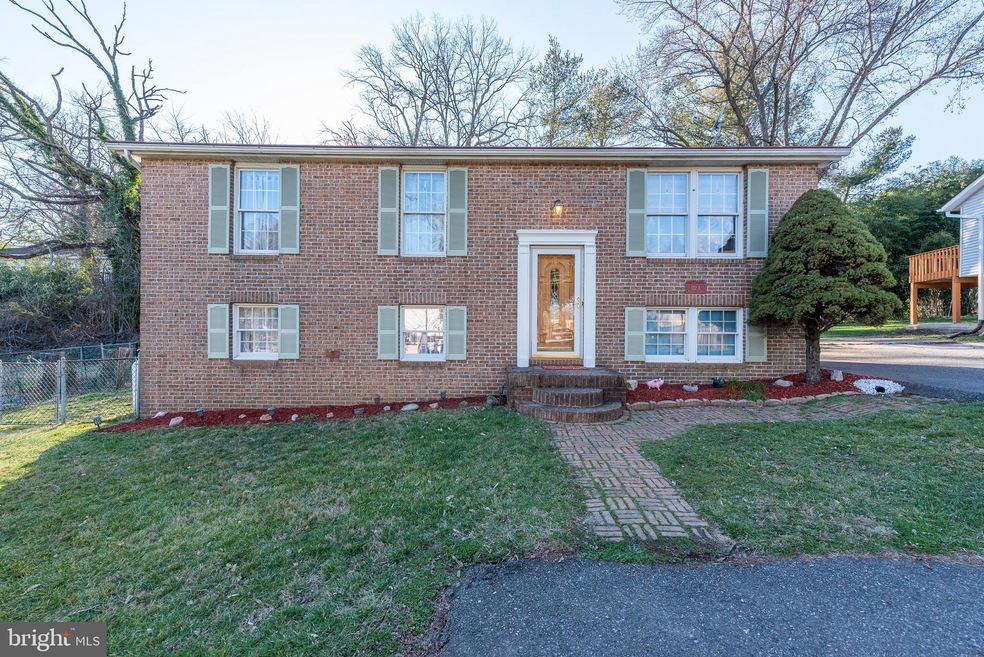 122A Mellor Ave, Baltimore, MD 21228 - photo 1