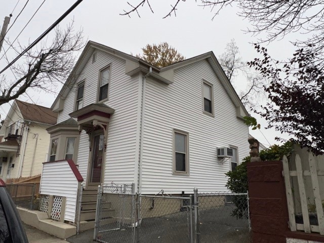 52 Sumner Ave, Cranston, RI 02920 - photo 1