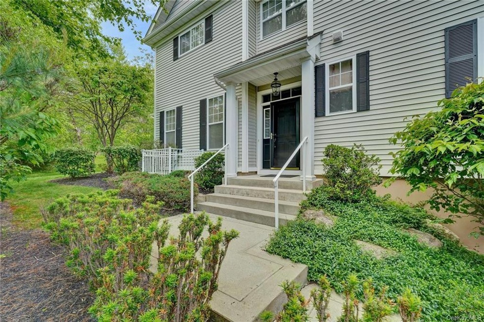 18 Putters Way, Middletown, NY 10940 - photo 1