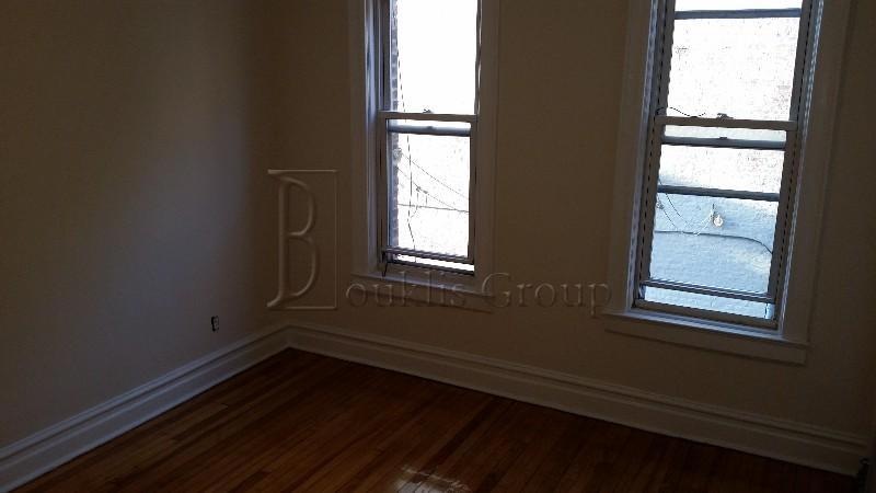 34-09 30th Ave unit 3, Long Island City, NY 11103 - photo 1