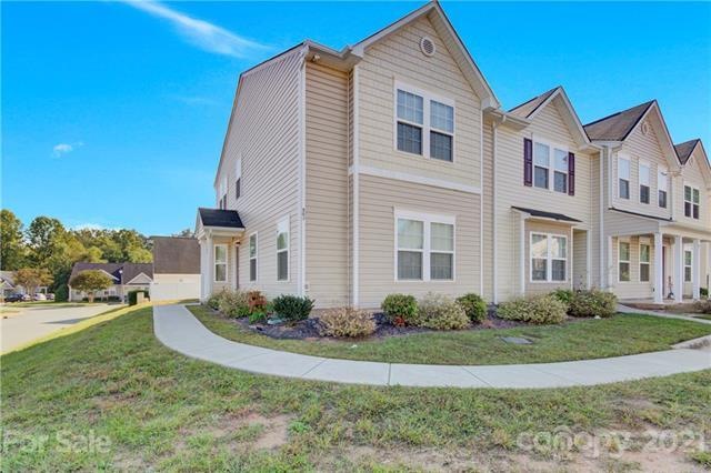 803 Chevelle Dr, Statesville, NC 28677 - photo 1