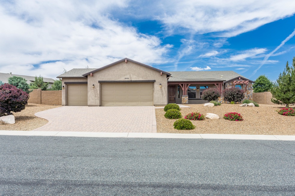 Move-in Ready Pronghorn Ranch Home