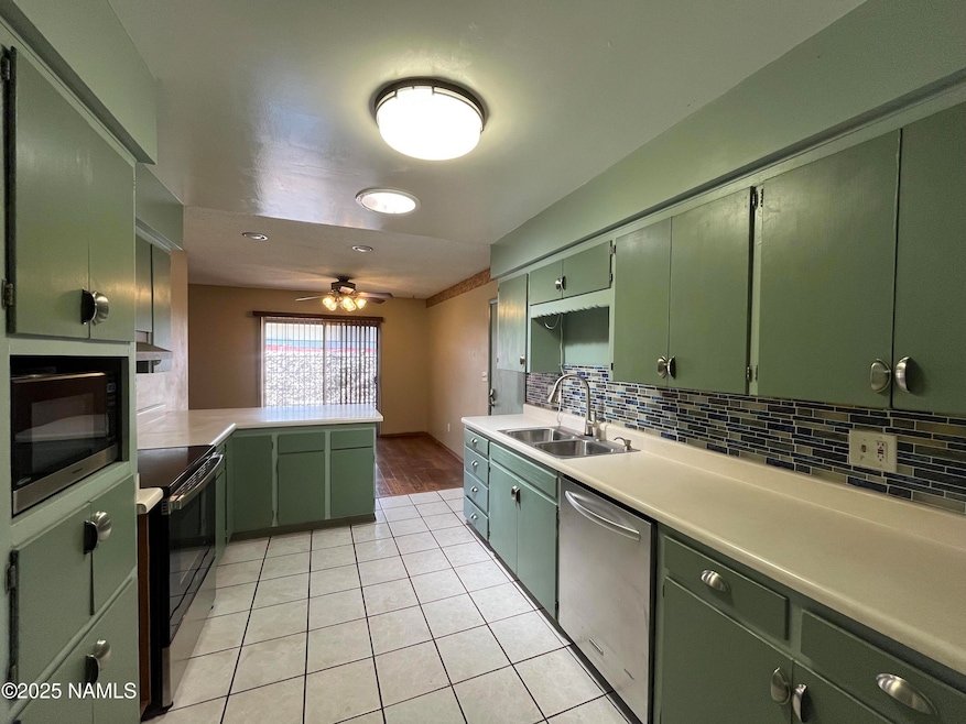 1707 N Fort Valley Rd, Flagstaff, AZ 86001 - photo 1