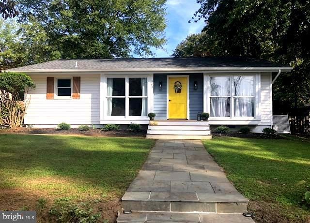 203 Maple St, Middleburg, VA 20117 - photo 1