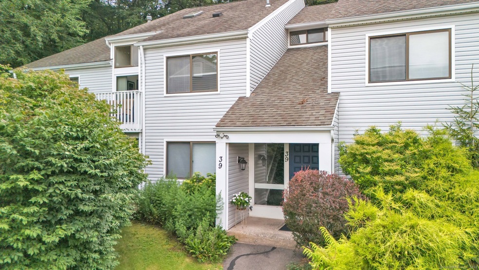 39 Brookwood Dr unit F, Rocky Hill, CT 06067 - photo 1