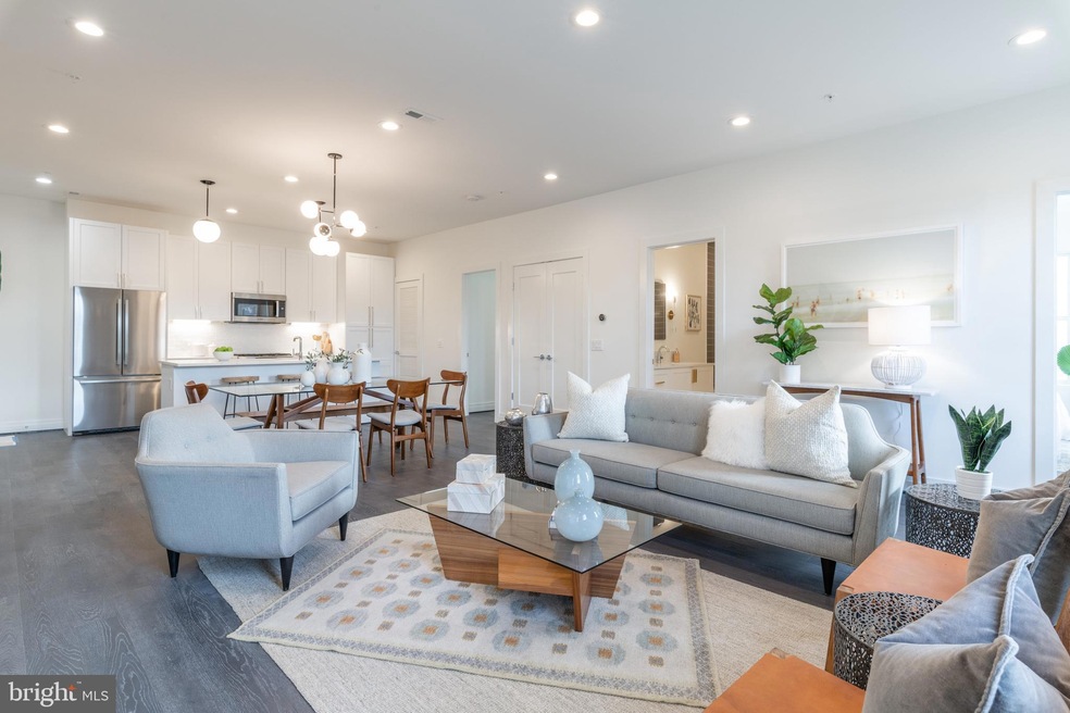 770 Park Rd NW unit 302, Washington, DC 20010 - photo 1