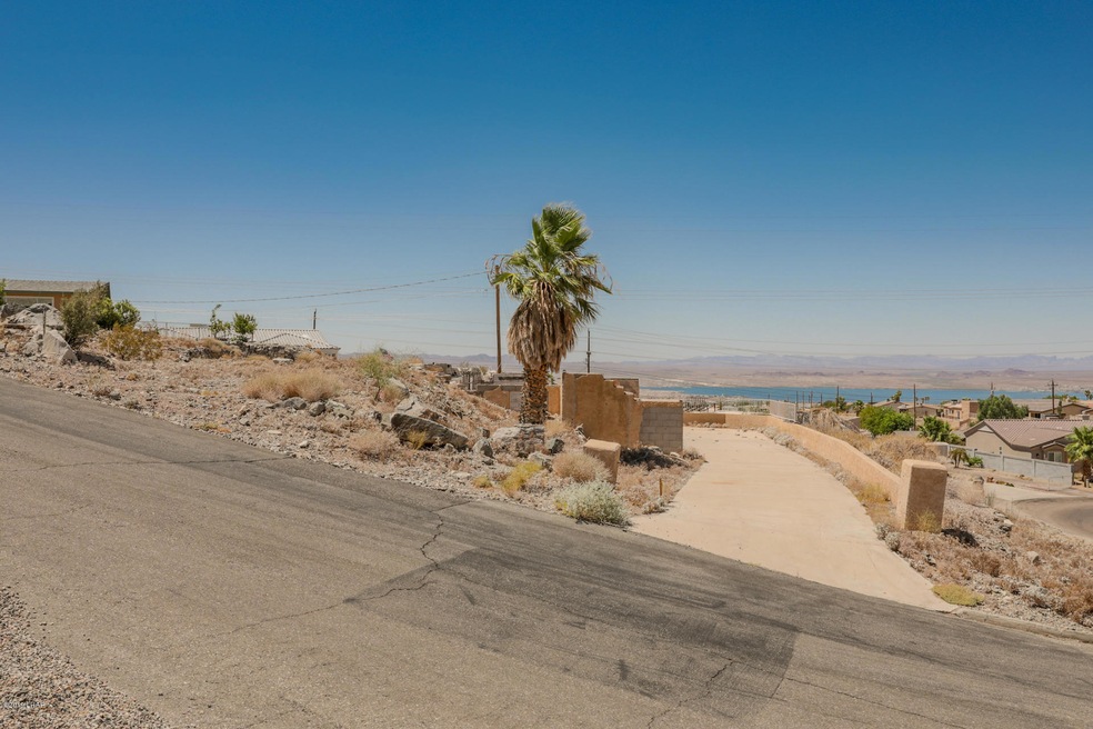 311HoundCircleLot_04