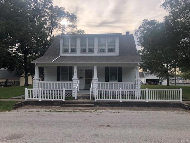 7 N Cherry St, Freeburg, IL 62243 - photo 1