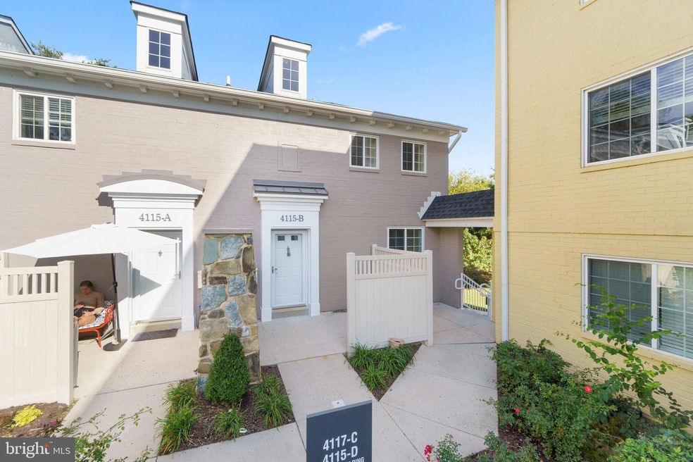 4115 S Four Mile Run Dr unit B, Arlington, VA 22204 - photo 1