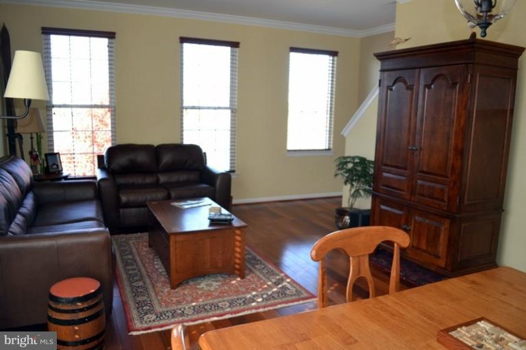 25308 Shipley Terrace unit 31H, Chantilly, VA 20152 - photo 1