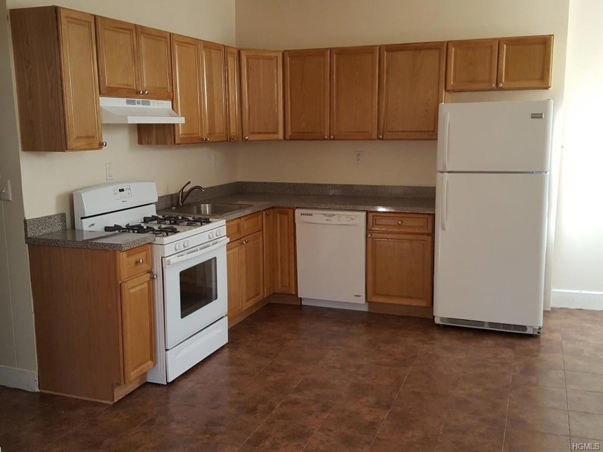 39 Maynard St unit 2E, Tuckahoe, NY 10707 - photo 1