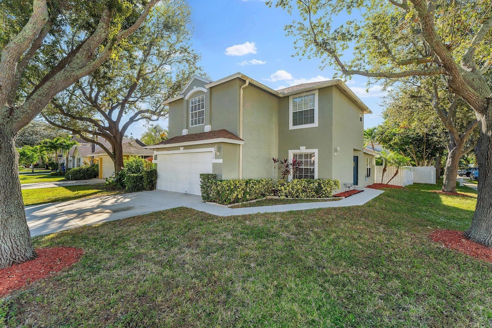 114 Pennock Landing Cir, Jupiter, FL 33458 - photo 1