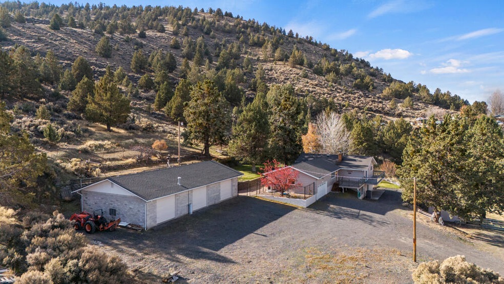 Sold $565,000
