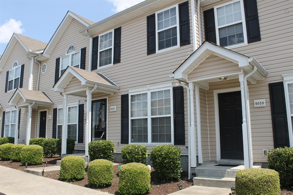 6040 Cullen Dr, La Vergne, TN 37086 - photo 1