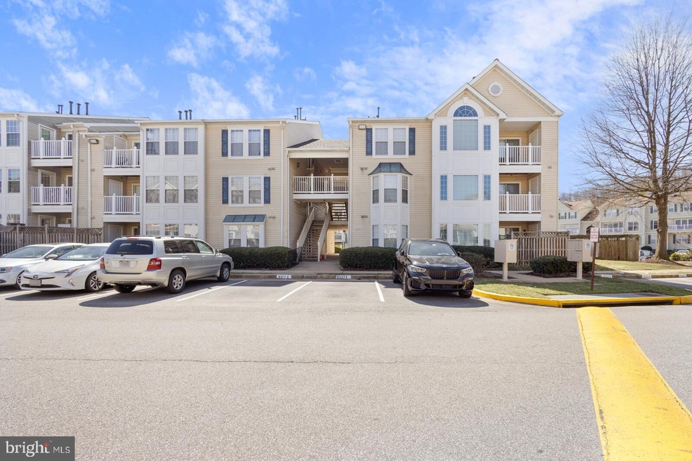 8327L Bluebird Way unit 8327L, Lorton, VA 22079 - photo 1