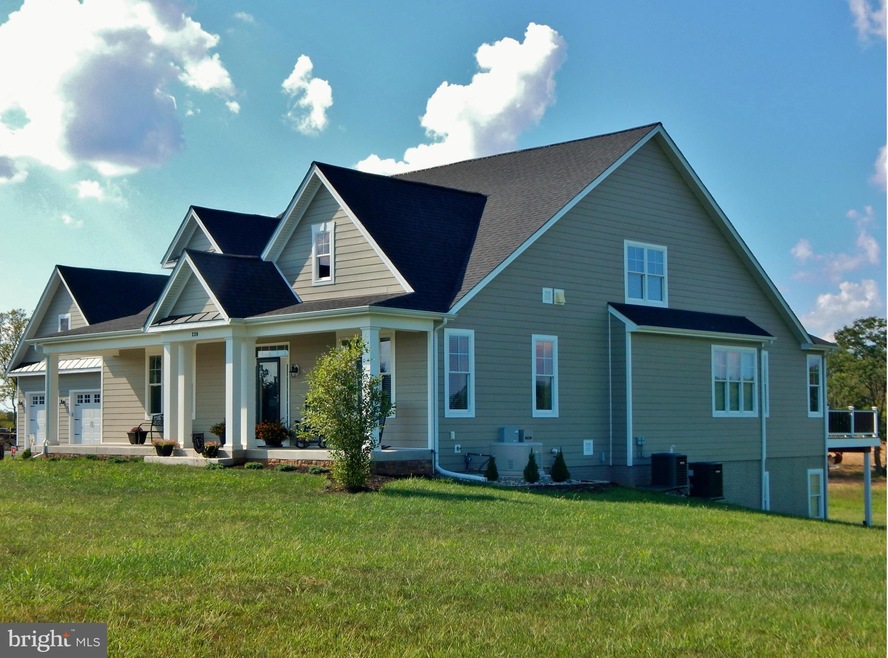 220 Lindbergh Way, Summit Point, WV 25446 - photo 1