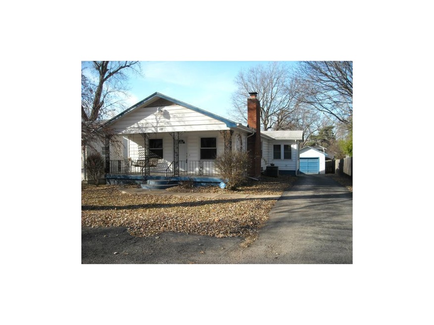Very little exterior maintenance with vinyl siding