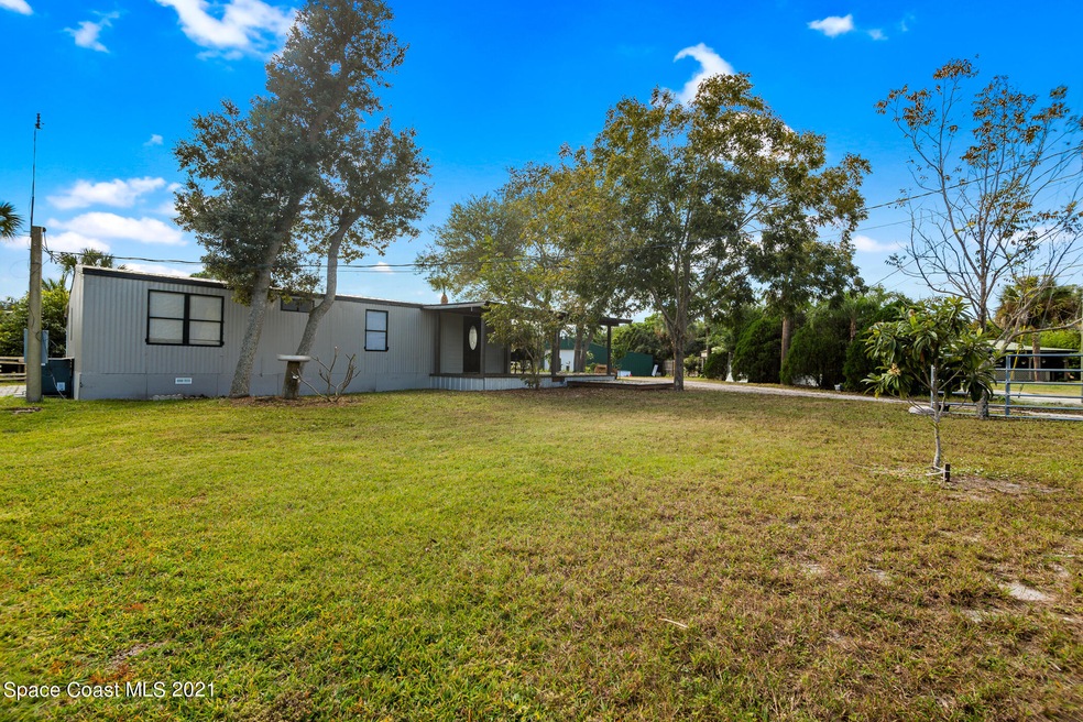 5982 Cedar Lake Dr