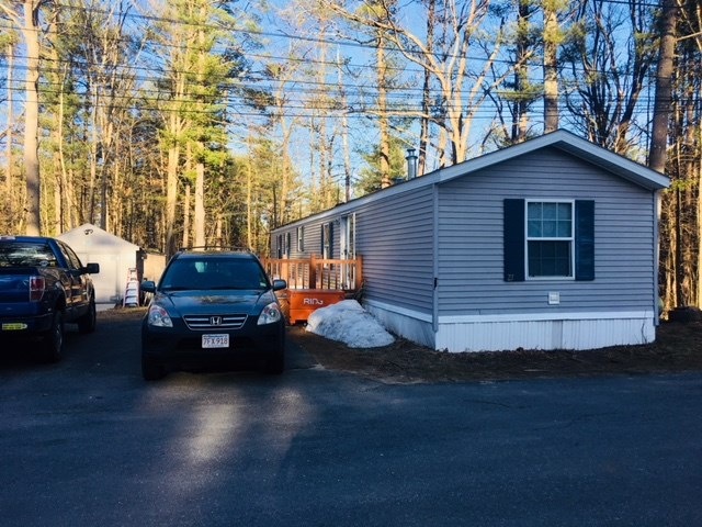 31 Page Rd unit 27, Litchfield, NH 03052 - photo 1