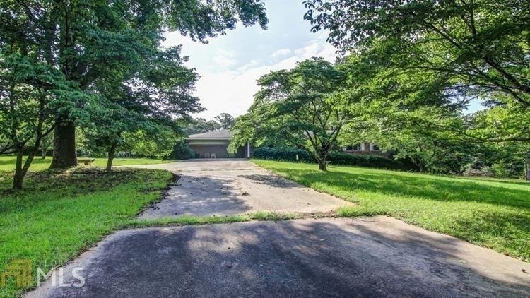 3350 Plunkett Rd, Lithonia, GA 30038 - photo 1