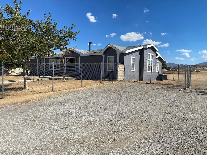 5050 Pearblossom Hwy, Palmdale, CA 93552 - photo 1