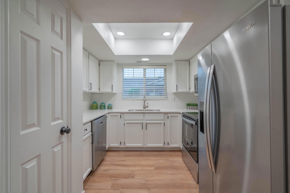 134 S 100 W unit 7, Saint George, UT 84770 - photo 1