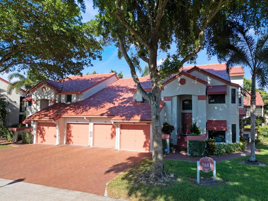 7681 Lexington Club Blvd unit B, Delray Beach, FL 33446 - photo 1